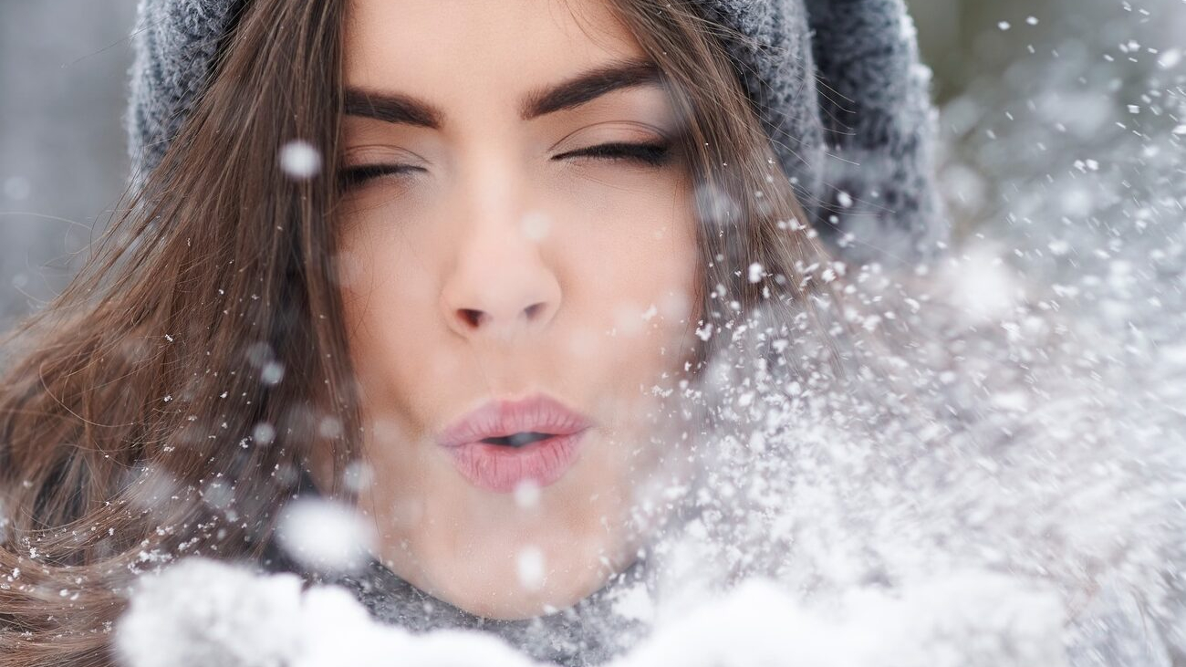 When snow falls everyone feel like a kid